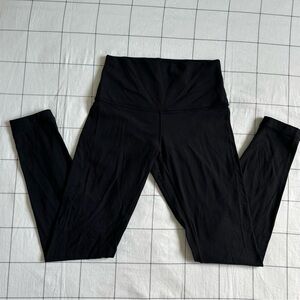 Lululemon Black High Rise Leggings Size 4 Classic Yoga Athleisure